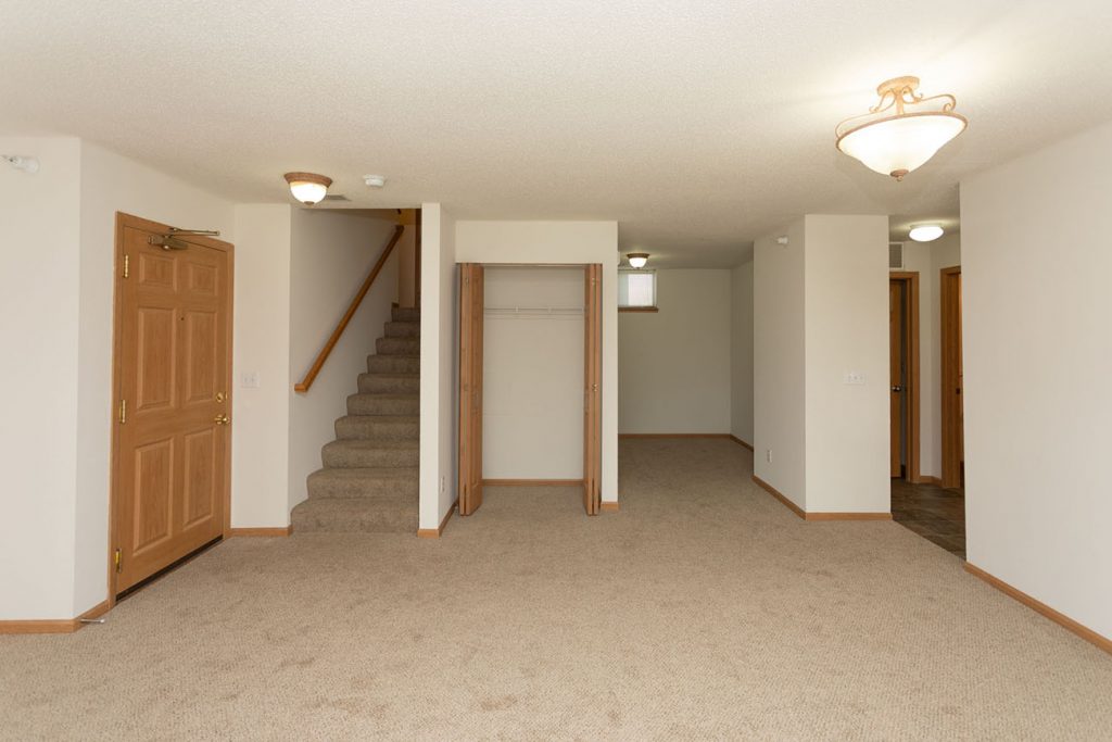 3 Bedroom: Featuring den perfect for office space or playroom!